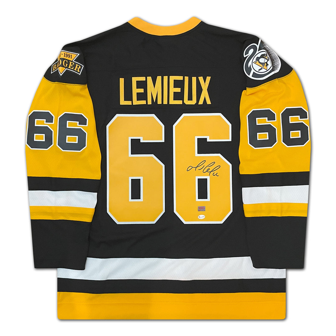 Mario Lemieux Signed Mitchell & Ness Jersey Pittsburgh Penguins, Pittsburgh Penguins, NHL, Hockey, Autographed, Signed, AAAJH33239